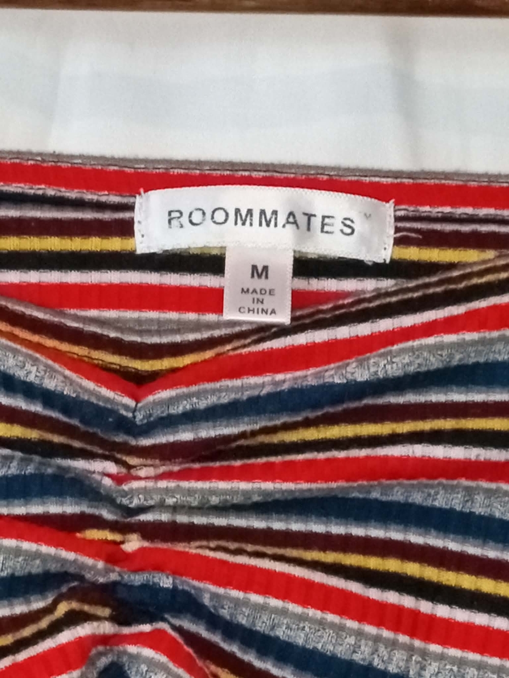 Roommates Striped Off-Shoulder Cropped Shirt Red Blue Yellow Black 70s 80s 90s M - Picture 3 of 5